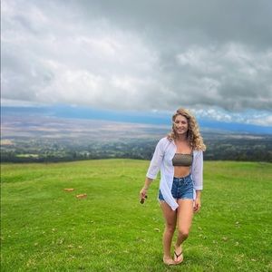 Meet your Posher, Kaila